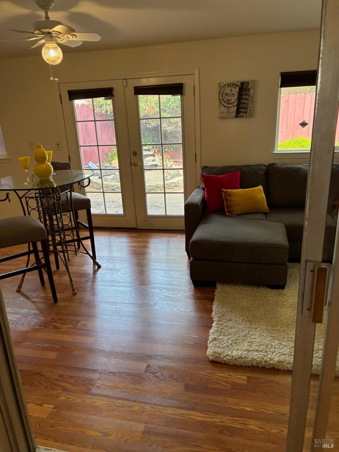 Detail Gallery Image 14 of 38 For 300 Begonia Blvd, Fairfield,  CA 94533 - 4 Beds | 2 Baths