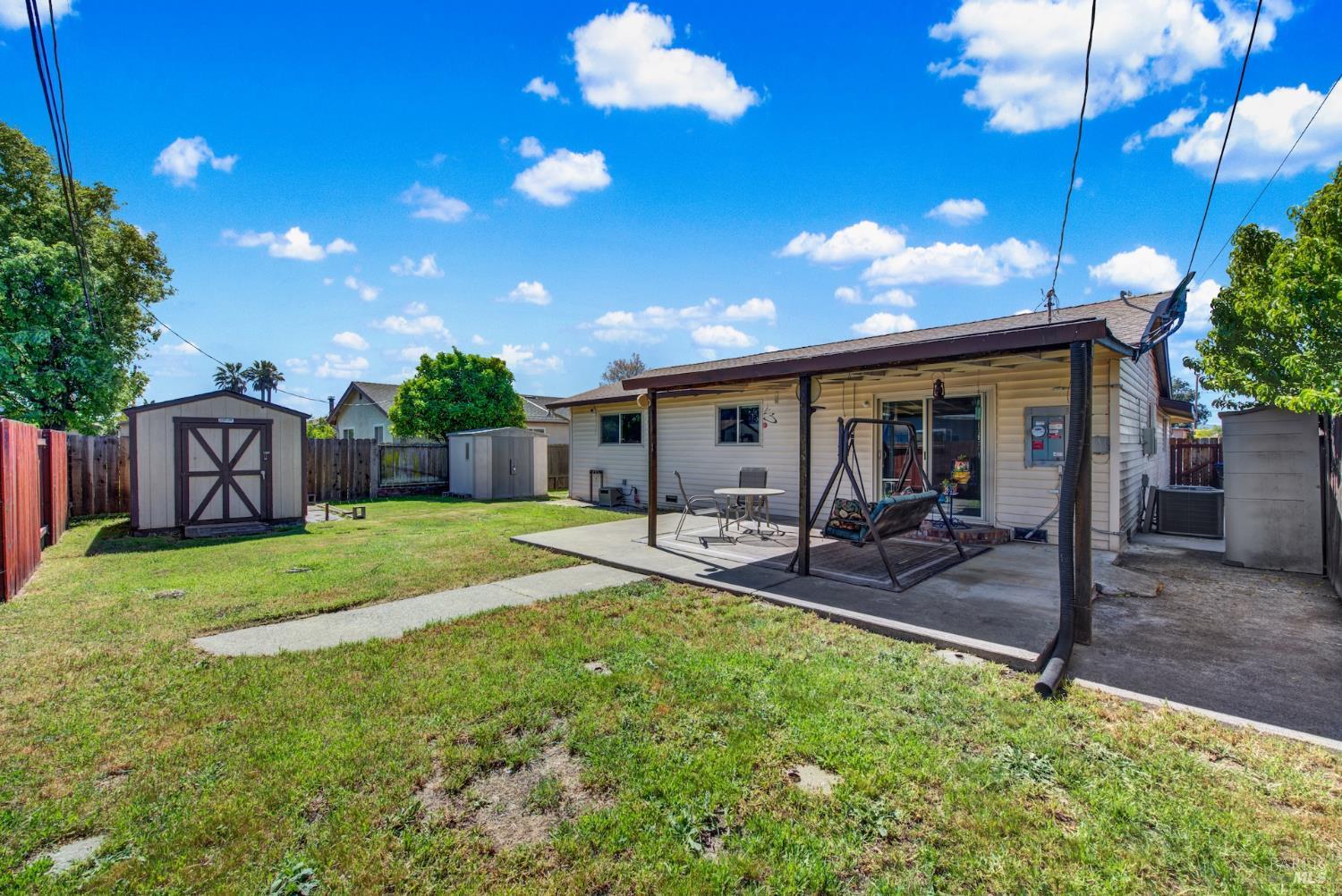 Detail Gallery Image 21 of 26 For 1624 Dover Ave, Fairfield,  CA 94533 - 3 Beds | 1 Baths