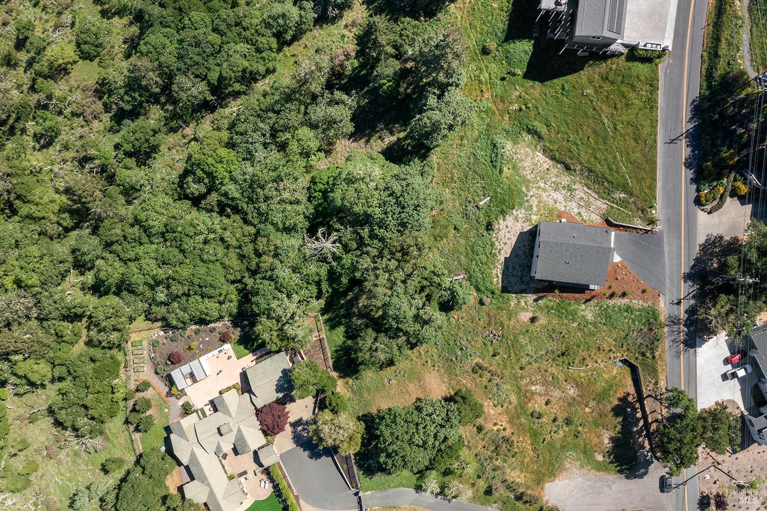 Detail Gallery Image 30 of 32 For 1292 Wikiup Dr, Santa Rosa,  CA 95403 - 2 Beds | 2 Baths