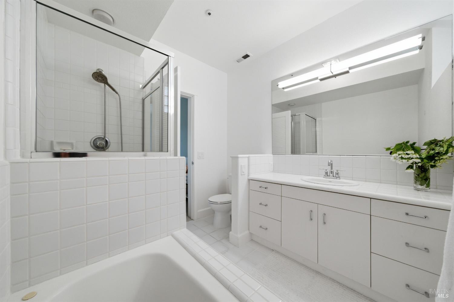 Detail Gallery Image 40 of 50 For 29 Bayview Ave #3,  Mill Valley,  CA 94941 - 2 Beds | 2 Baths