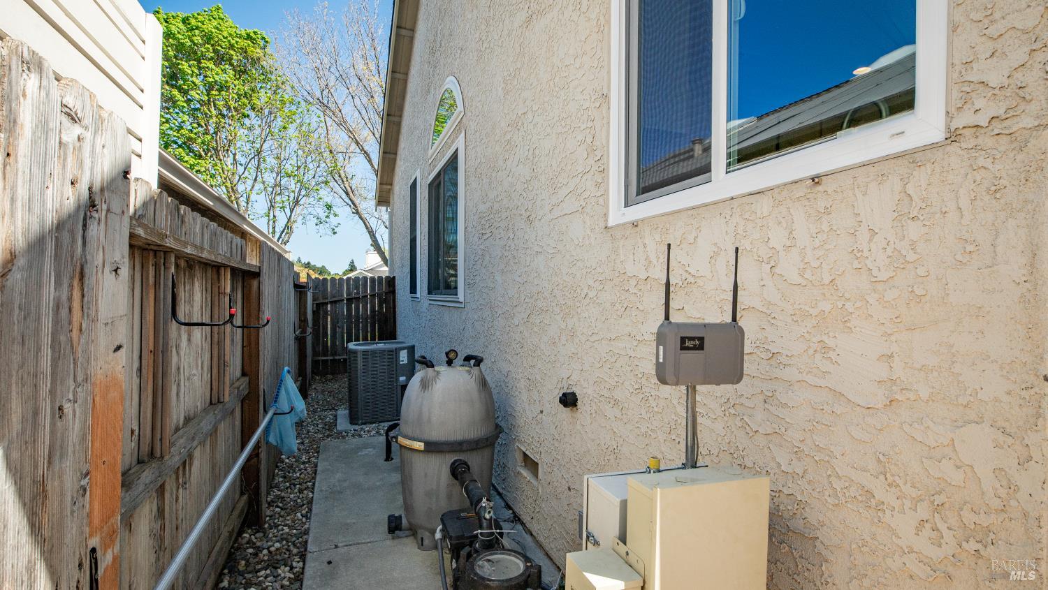 Detail Gallery Image 70 of 71 For 778 Oak Brook Dr, Vacaville,  CA 95687 - 4 Beds | 3 Baths