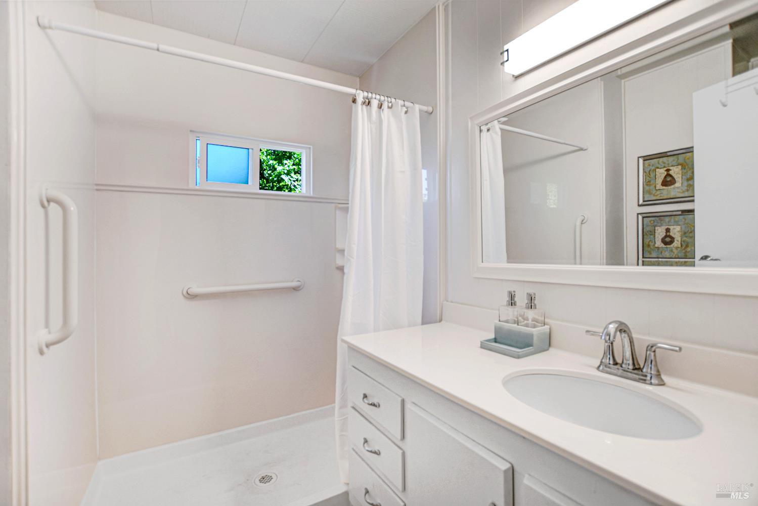 Detail Gallery Image 14 of 33 For 160 Chiquita Camino Unkn, Sonoma,  CA 95476 - 2 Beds | 2 Baths