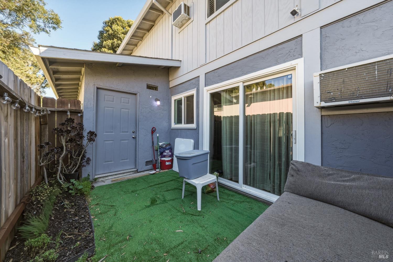 Detail Gallery Image 23 of 34 For 222 Del Luz Ct, Fairfield,  CA 94533 - 2 Beds | 1/1 Baths