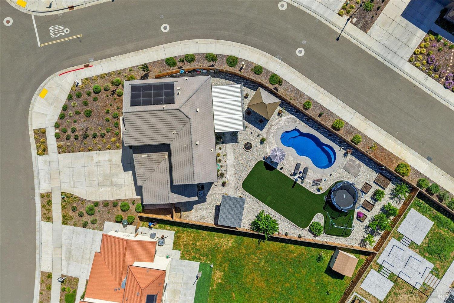 Detail Gallery Image 63 of 81 For 1685 Blossom Way, Dixon,  CA 95620 - 4 Beds | 3 Baths