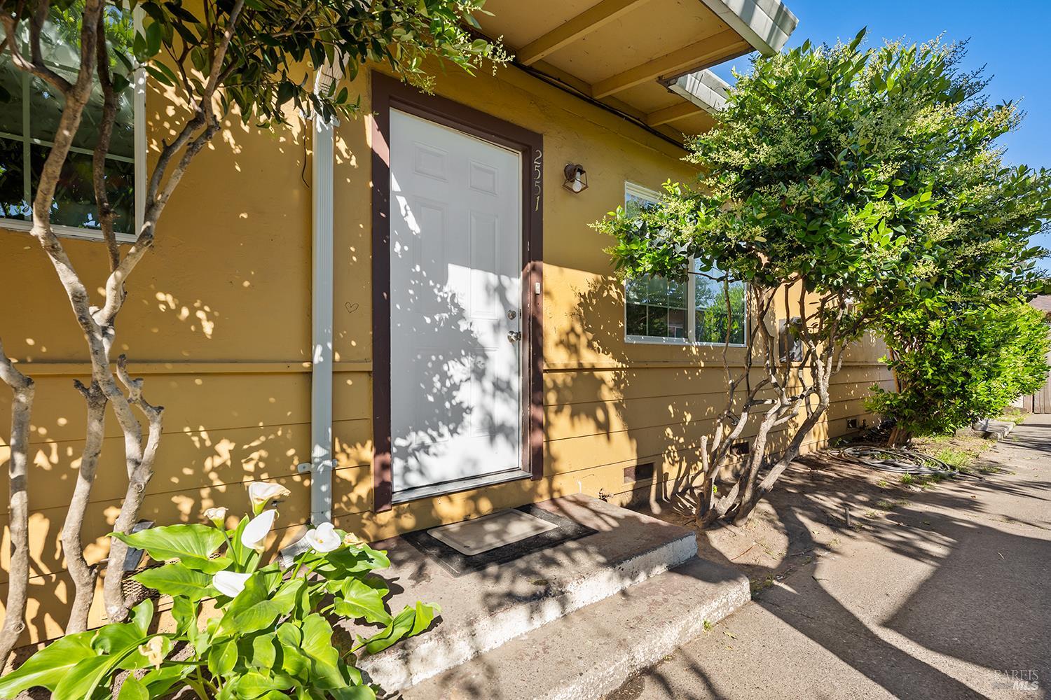 Front Image Thumbnail for BA326024808