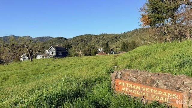 Detail Gallery Image 9 of 36 For 4808 Foxglove Ct, Santa Rosa,  CA 95405 - 4 Beds | 3 Baths