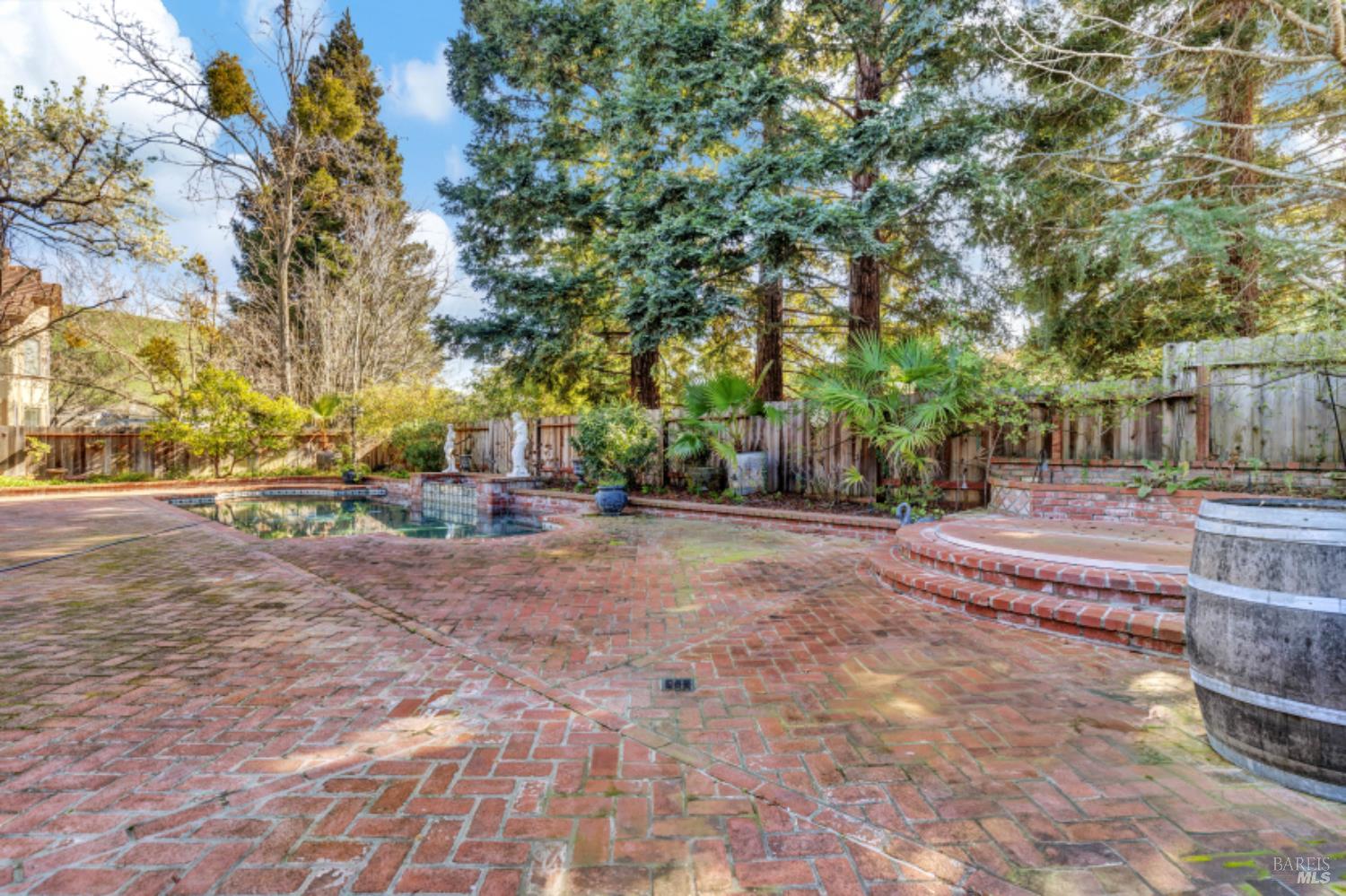 Detail Gallery Image 47 of 76 For 3229 Seminole Cir, Fairfield,  CA 94534 - 5 Beds | 3 Baths