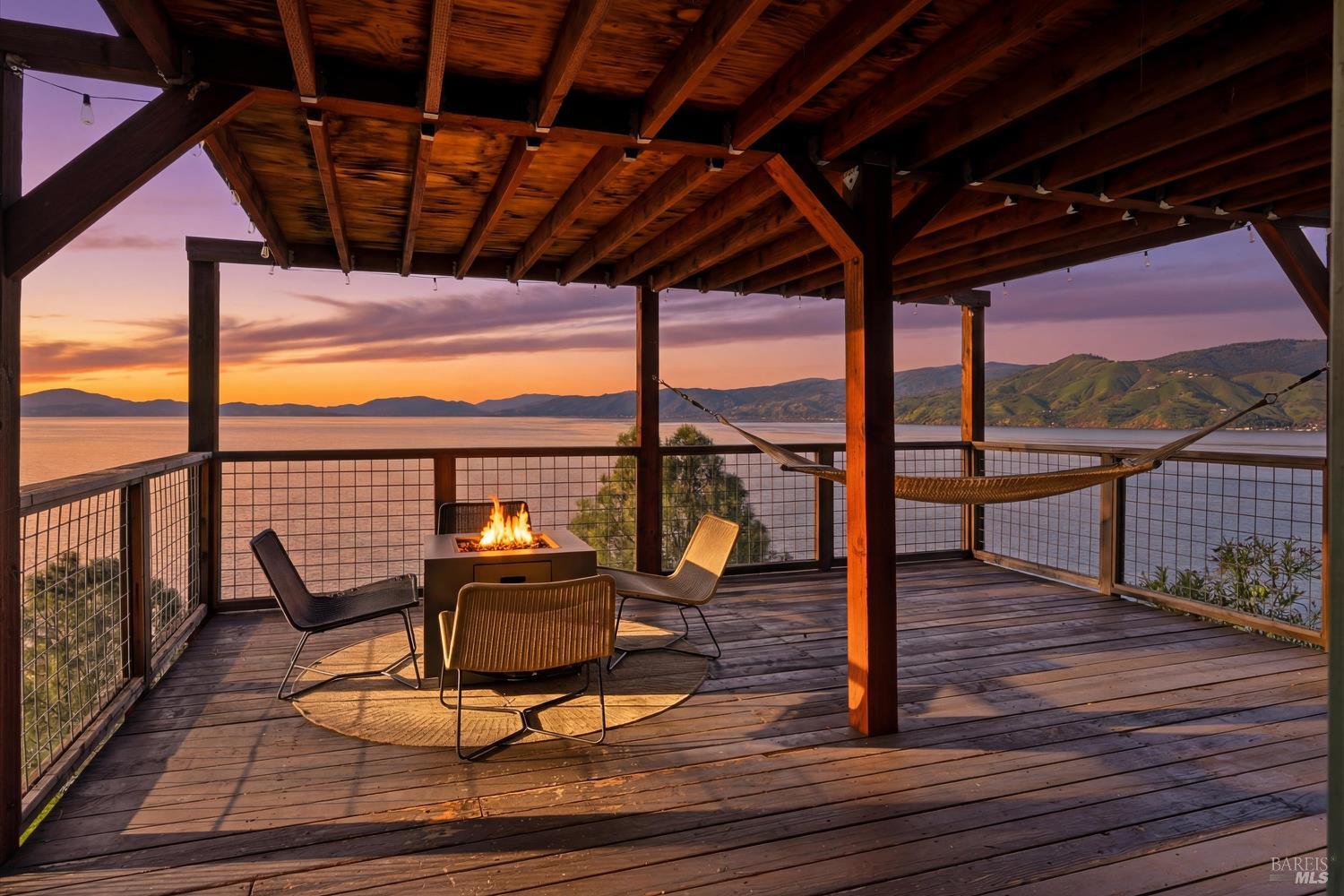 Detail Gallery Image 4 of 47 For 7001 Glebe Dr, Kelseyville,  CA 95451 - 2 Beds | 2 Baths