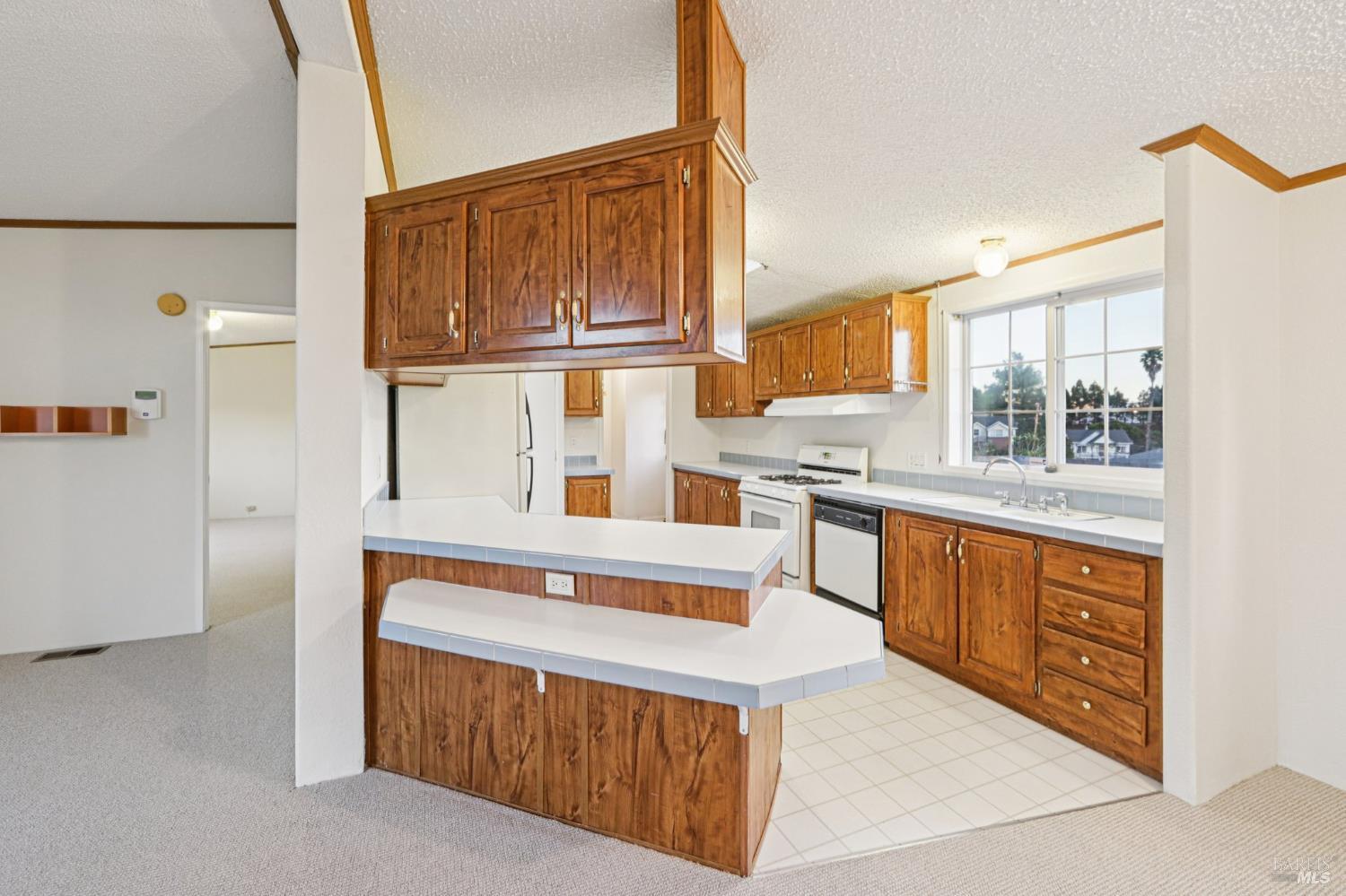 Detail Gallery Image 11 of 47 For 2704 Ridge Rd, San Pablo,  CA 94806 - 3 Beds | 2 Baths