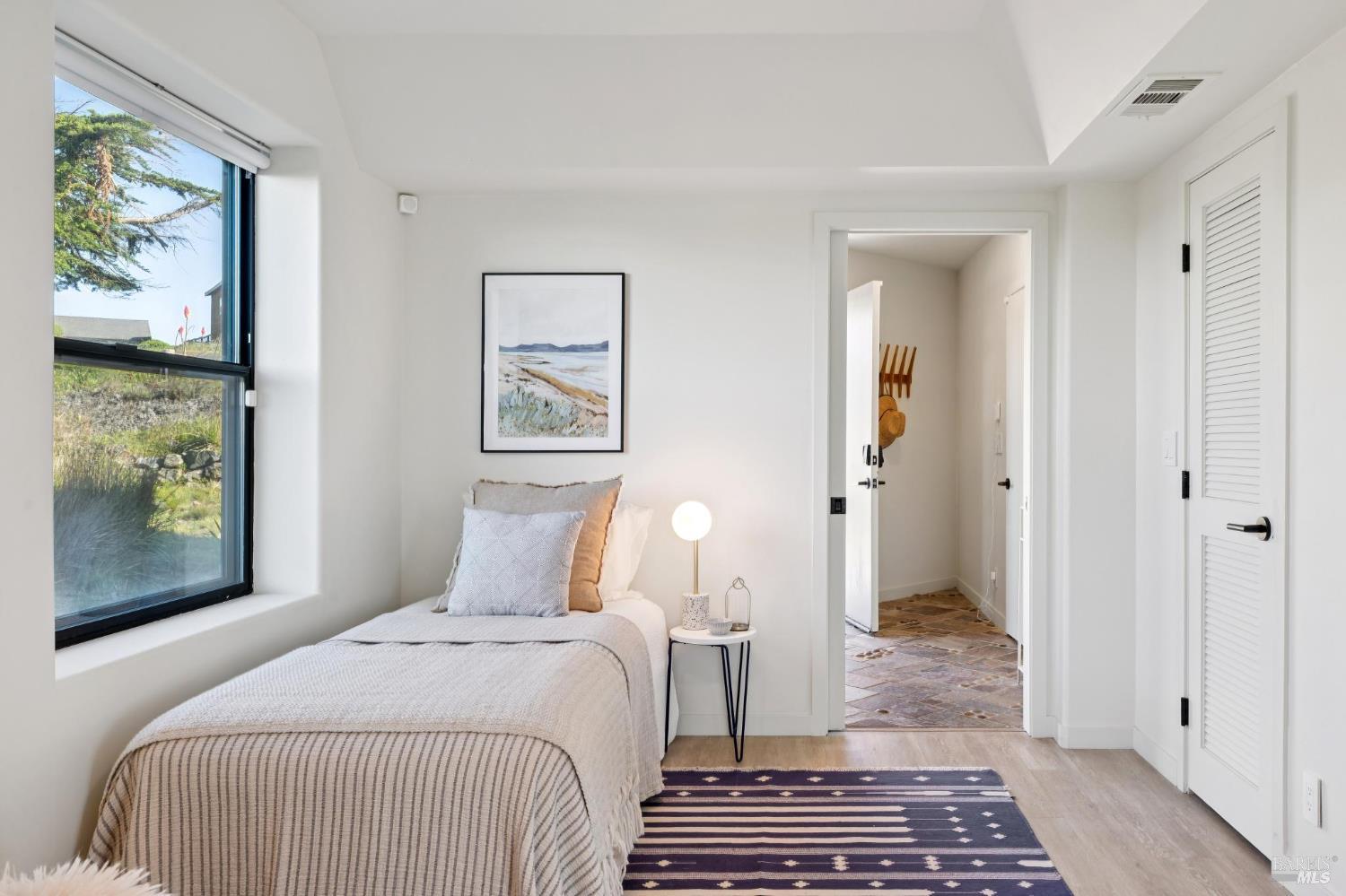 Detail Gallery Image 9 of 98 For 557 Oceana Dr, Dillon Beach,  CA 94929 - 3 Beds | 3 Baths