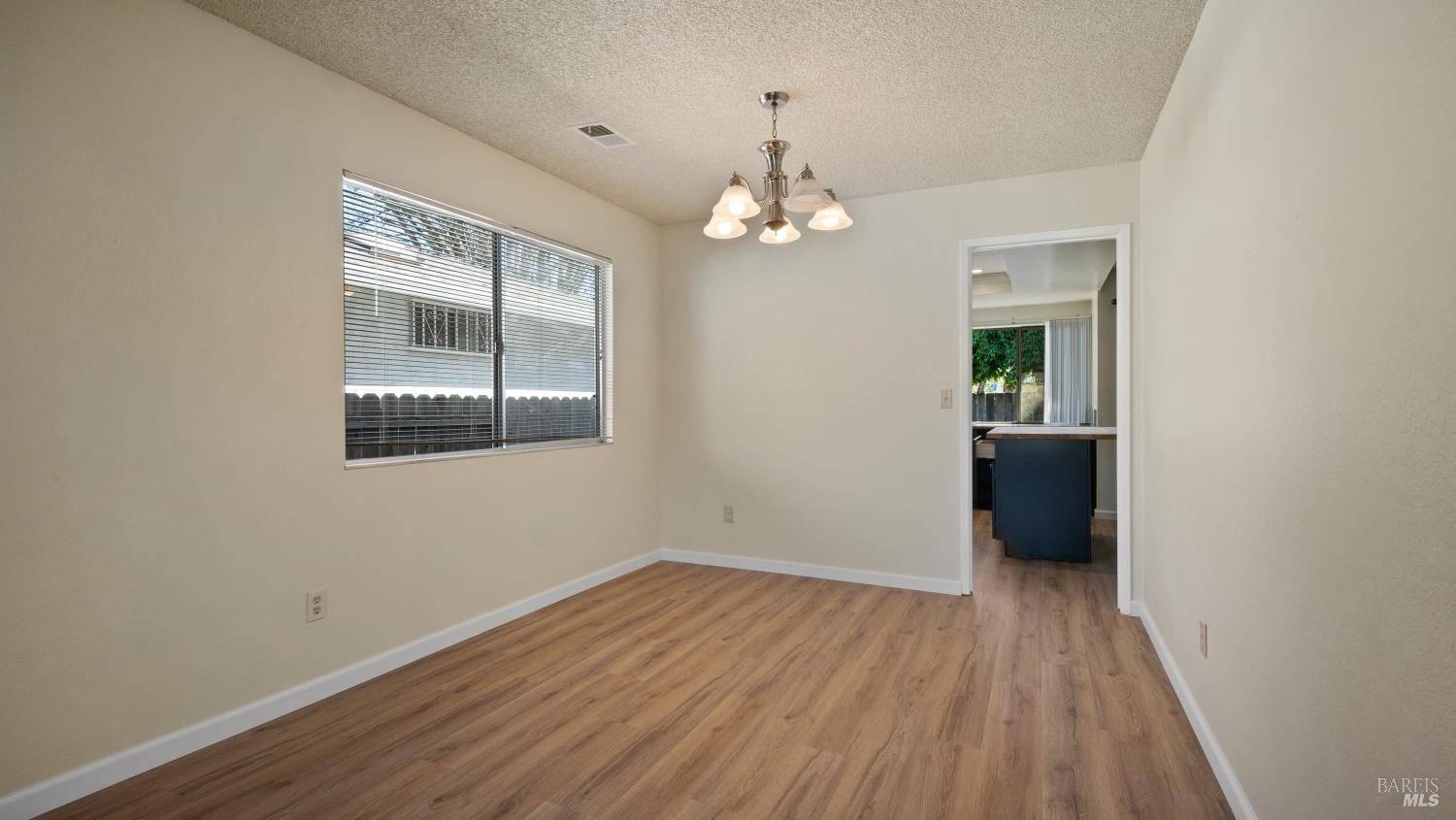 Detail Gallery Image 10 of 40 For 289 Belford Pl, Vacaville,  CA 95687 - 3 Beds | 2 Baths