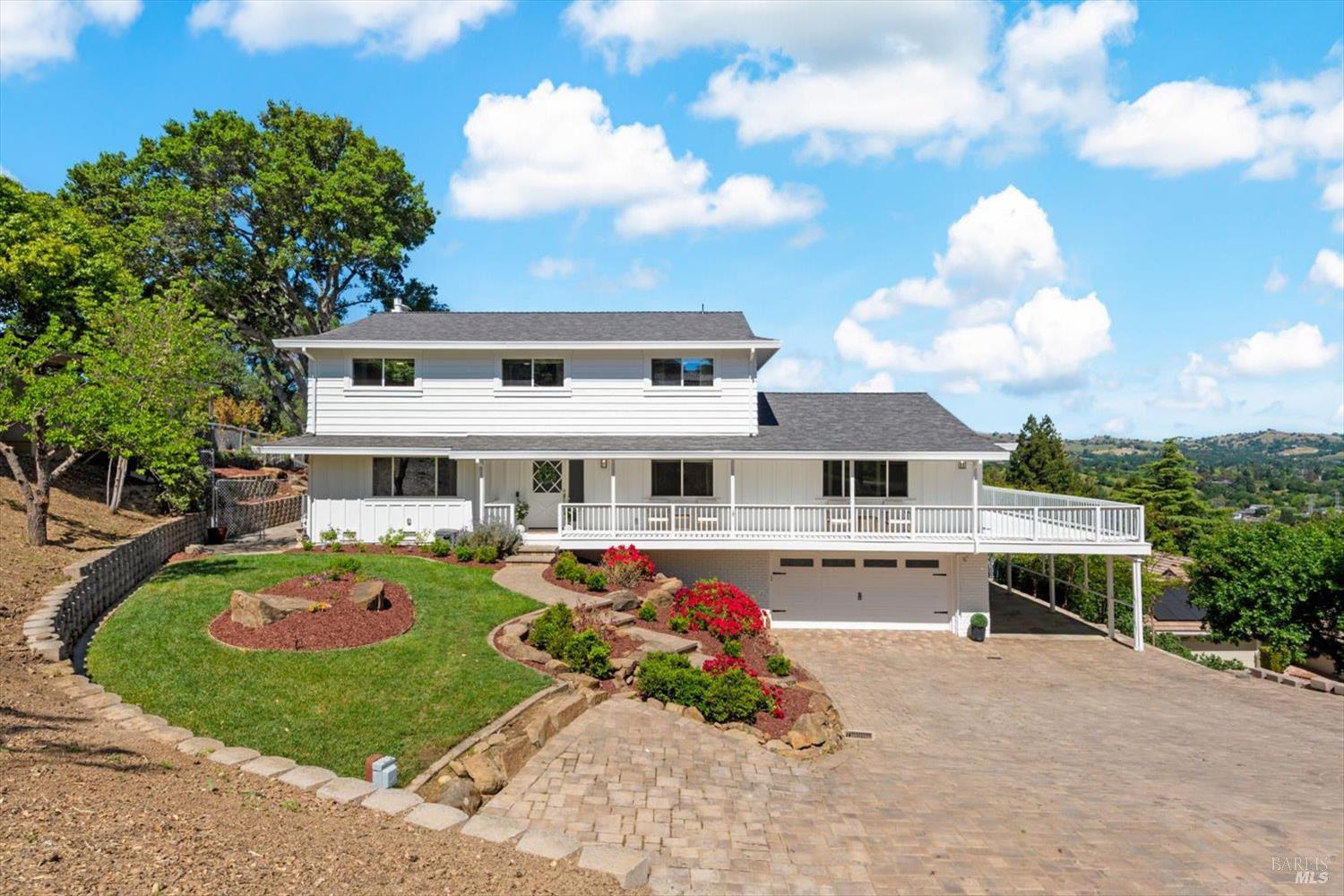 Detail Gallery Image 3 of 99 For 160 Wykoff Dr, Vacaville,  CA 95688 - 6 Beds | 4 Baths