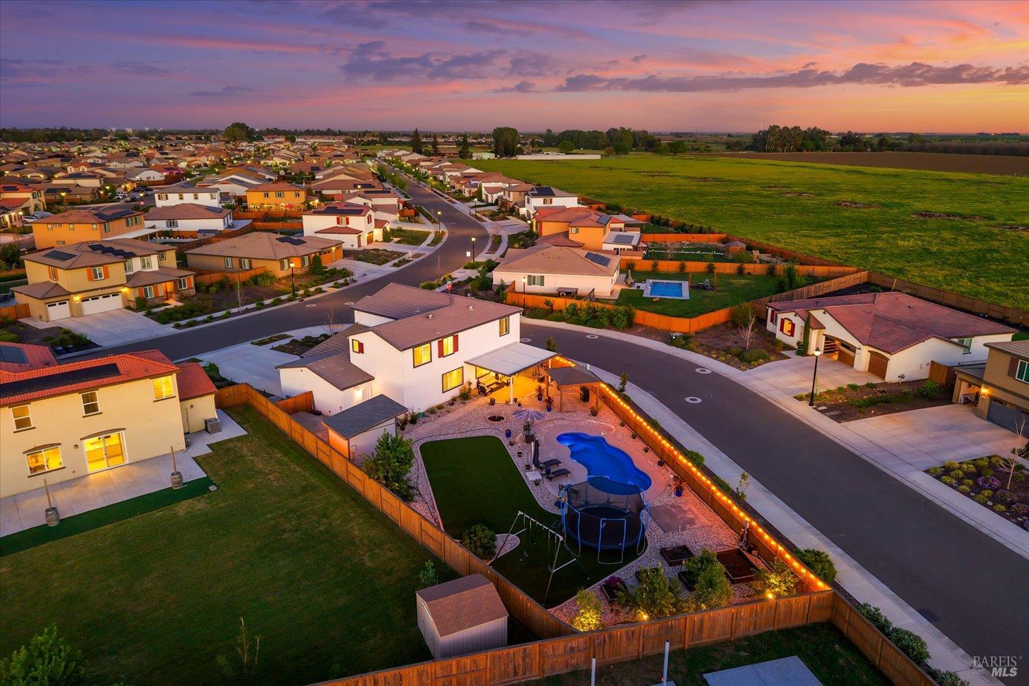 Detail Gallery Image 77 of 81 For 1685 Blossom Way, Dixon,  CA 95620 - 4 Beds | 3 Baths