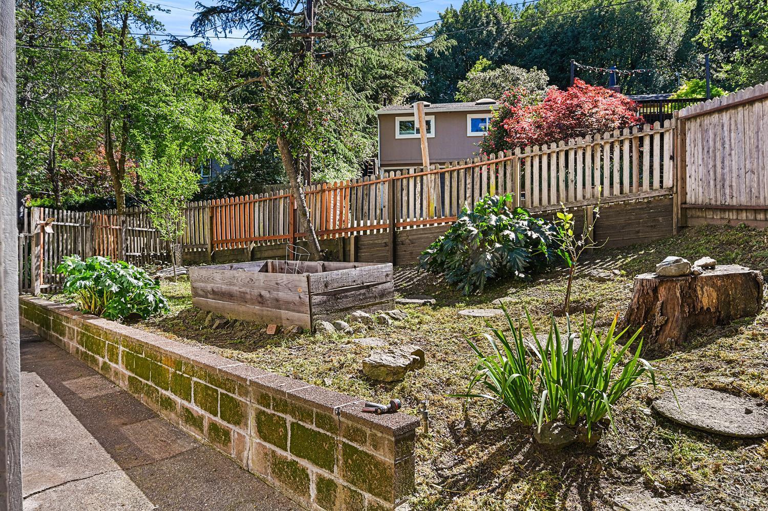 Detail Gallery Image 57 of 62 For 241 Floribel Ave, San Anselmo,  CA 94960 - 3 Beds | 2 Baths