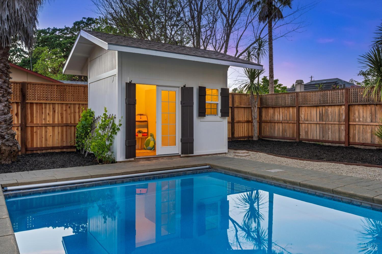 Detail Gallery Image 30 of 56 For 10014 Herb Rd, Windsor,  CA 95492 - 6 Beds | 3 Baths