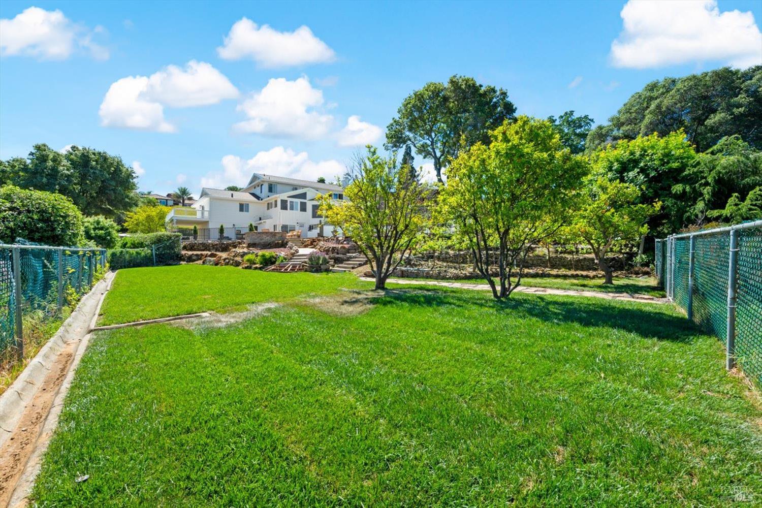 Detail Gallery Image 84 of 99 For 160 Wykoff Dr, Vacaville,  CA 95688 - 6 Beds | 4 Baths