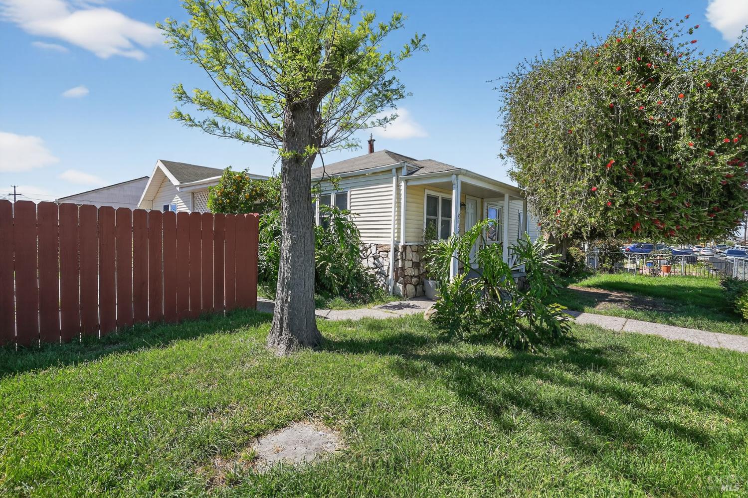 Detail Gallery Image 7 of 30 For 1565 Timothy Dr, San Leandro,  CA 94577 - 4 Beds | 2 Baths