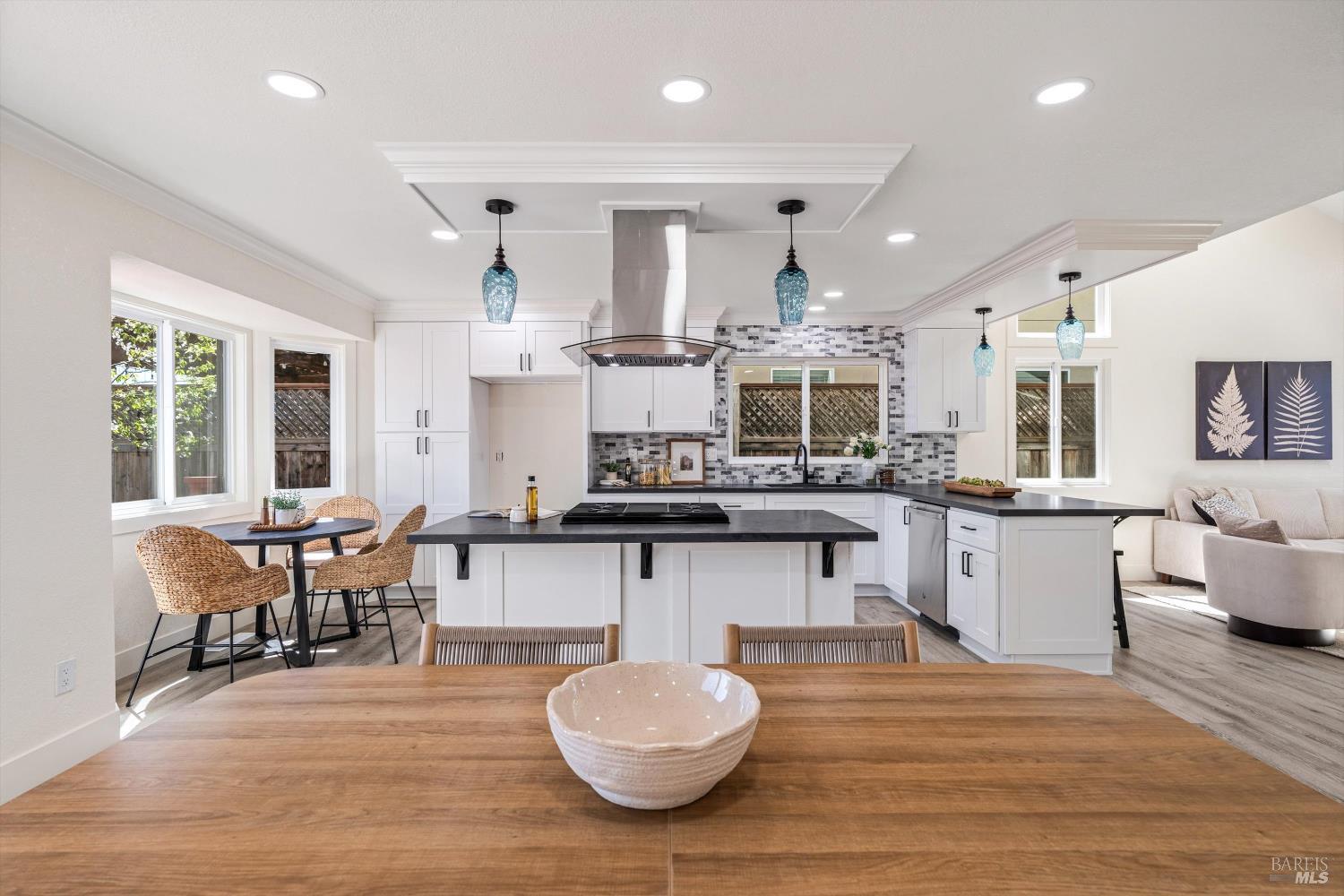 Detail Gallery Image 13 of 24 For 1741 Randon Way, Santa Rosa,  CA 95403 - 3 Beds | 2/1 Baths