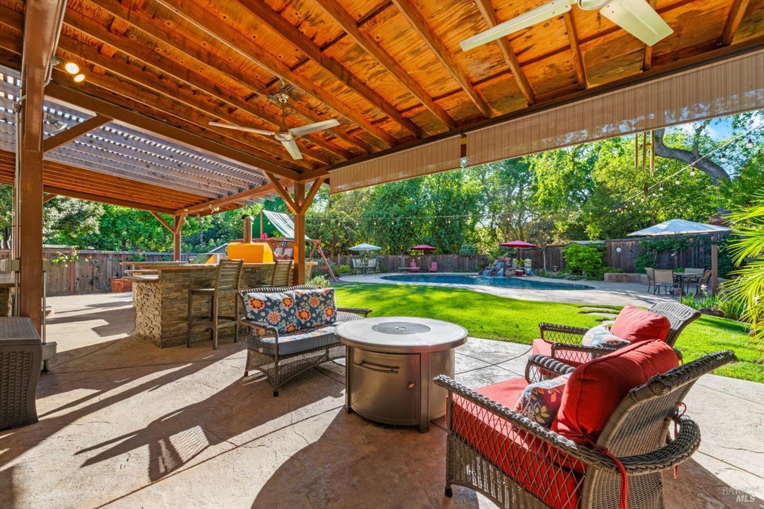 Detail Gallery Image 87 of 99 For 104 Westwood St, Vacaville,  CA 95688 - 5 Beds | 2/1 Baths