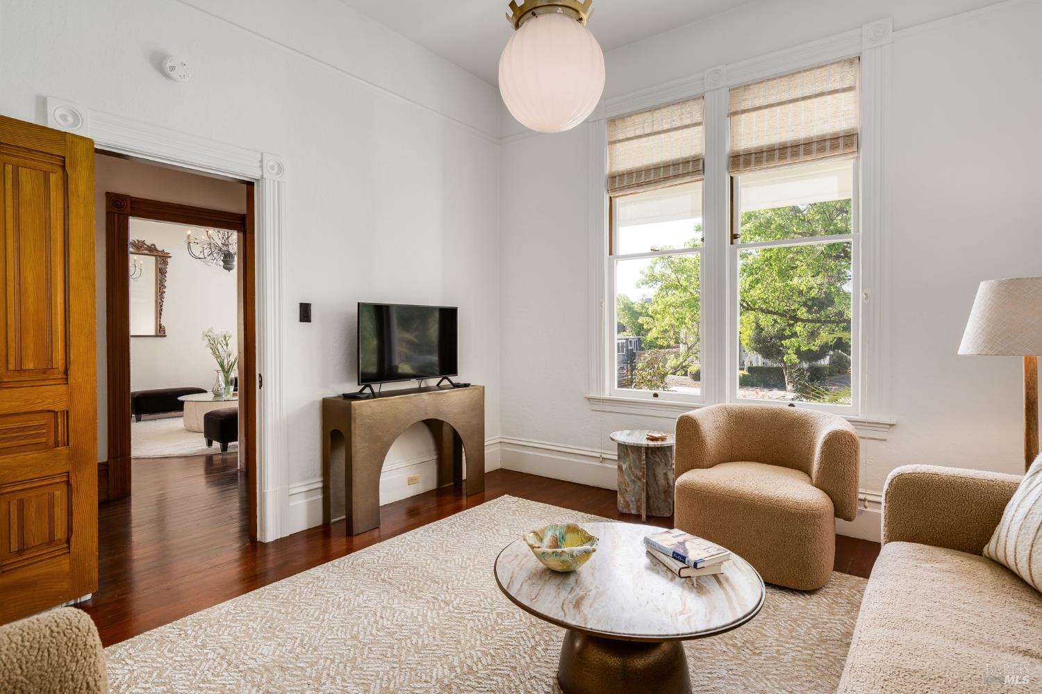 Detail Gallery Image 17 of 72 For 2230 1st St, Napa,  CA 94559 - 5 Beds | 2 Baths