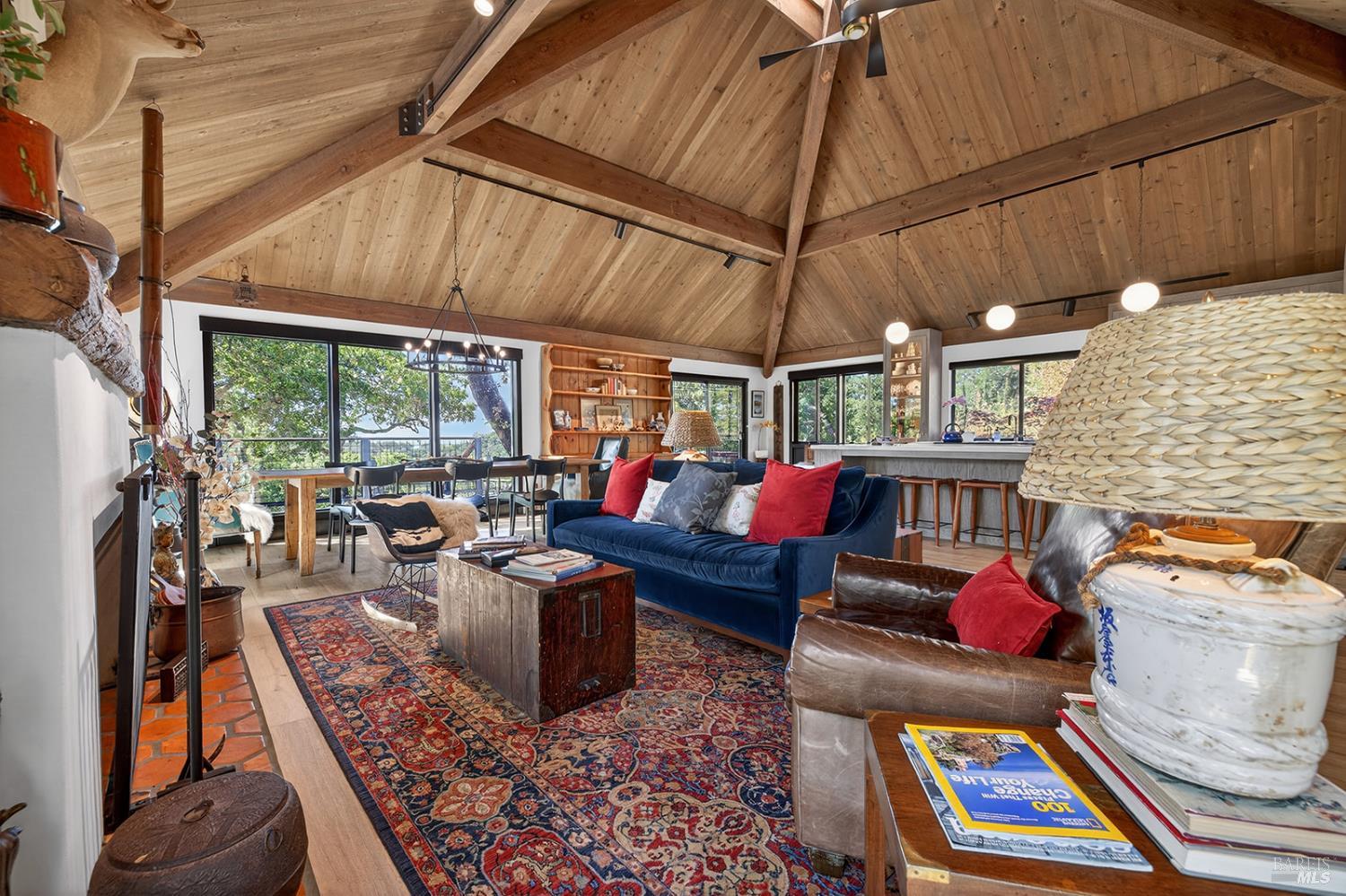 Detail Gallery Image 14 of 71 For 3662 Lovall Valley Rd, Sonoma,  CA 95476 - 3 Beds | 2 Baths