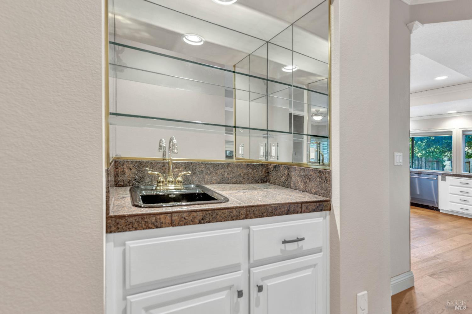 Detail Gallery Image 28 of 76 For 3229 Seminole Cir, Fairfield,  CA 94534 - 5 Beds | 3 Baths