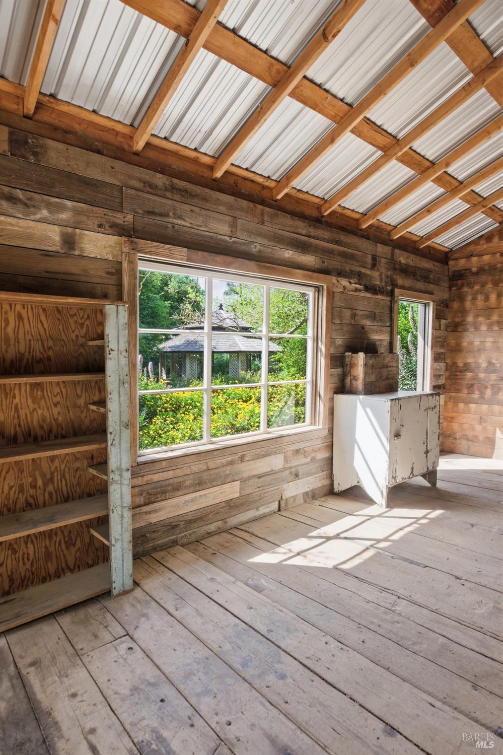 Detail Gallery Image 43 of 58 For 2072 Kirkland Ave, Napa,  CA 94558 - 3 Beds | 2 Baths