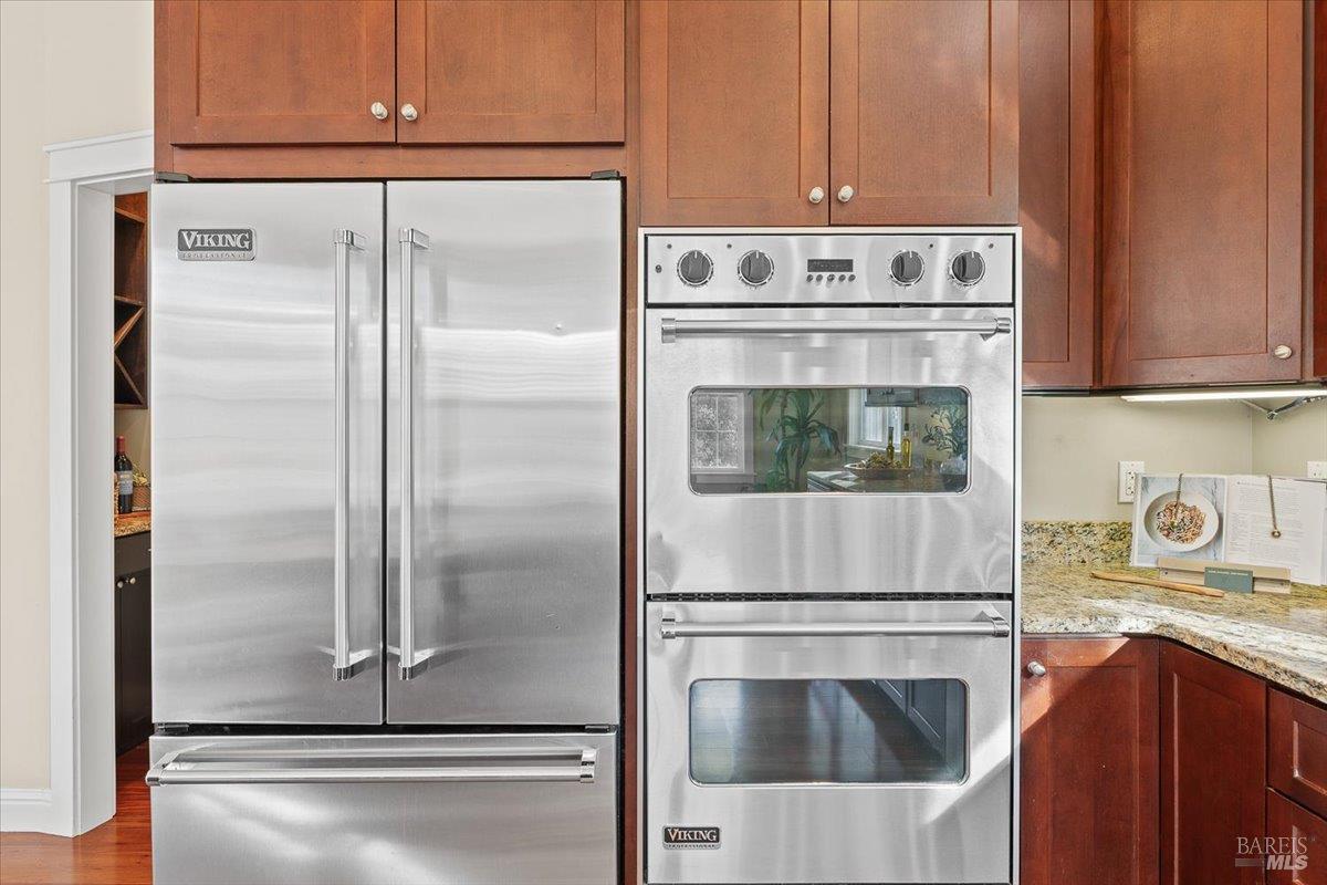 Detail Gallery Image 17 of 60 For 134 Moonlight Dr, Healdsburg,  CA 95448 - 4 Beds | 3/1 Baths