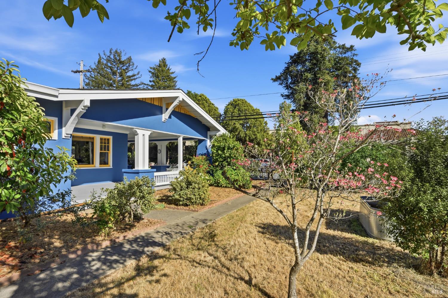 Detail Gallery Image 21 of 38 For 2001 Rogers Way, Santa Rosa,  CA 95404 - 3 Beds | 1/1 Baths