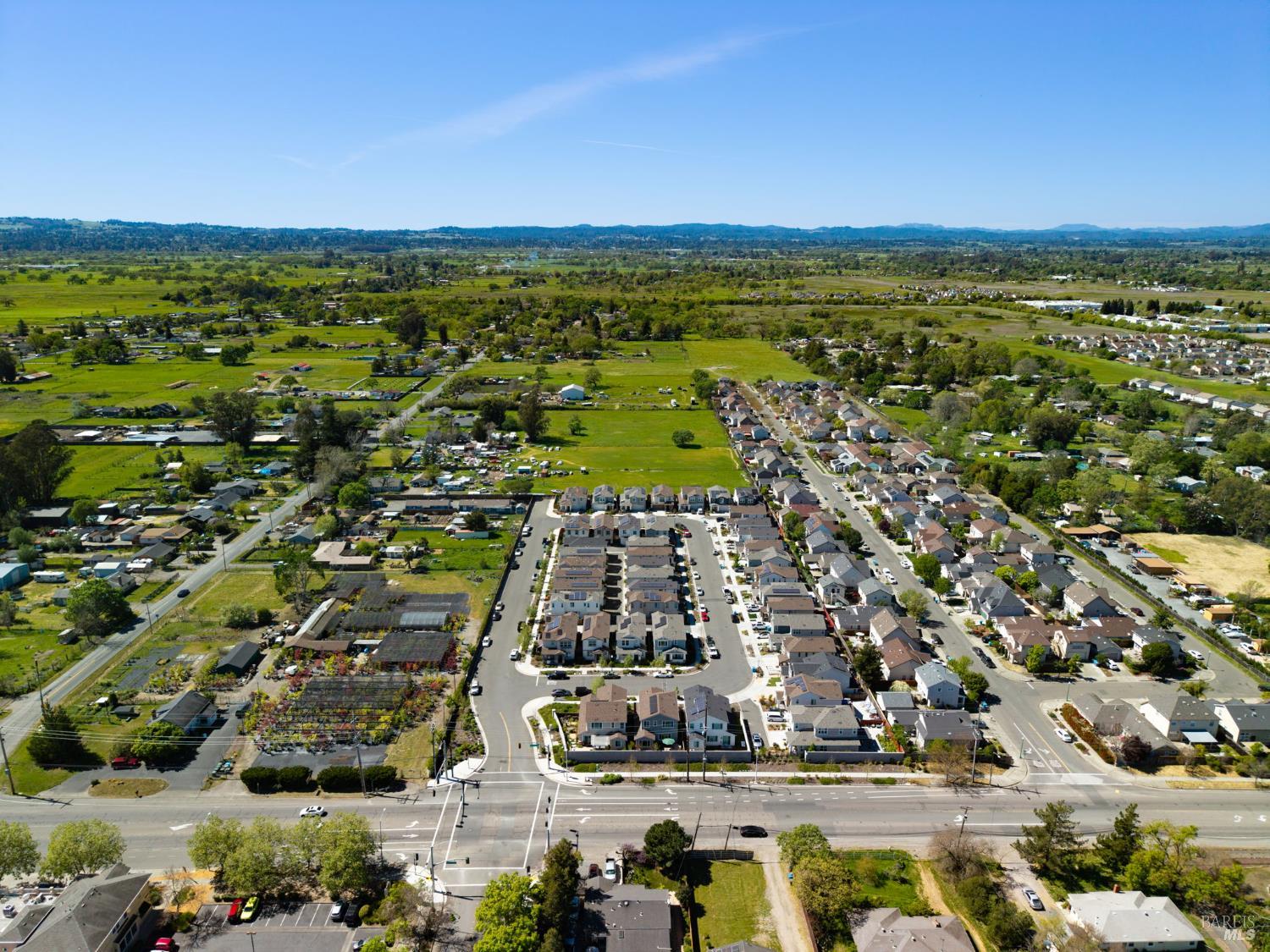 Detail Gallery Image 40 of 46 For 2782 Bella Cir, Santa Rosa,  CA 95407 - 3 Beds | 2/1 Baths