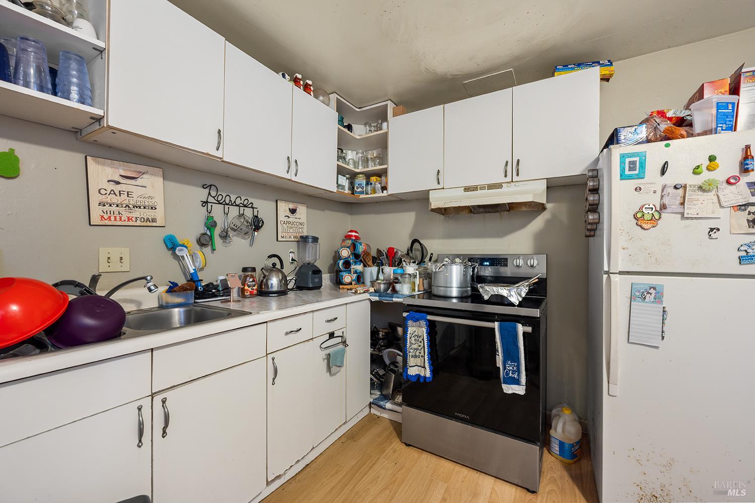 Detail Gallery Image 21 of 27 For 2549 Corby Ave, Santa Rosa,  CA 95407 - – Beds | – Baths