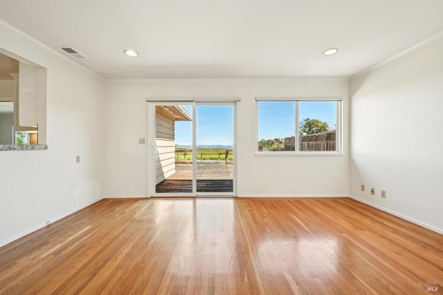 Detail Gallery Image 17 of 65 For 319 Golden Hind Psge, Corte Madera,  CA 94925 - 3 Beds | 2 Baths