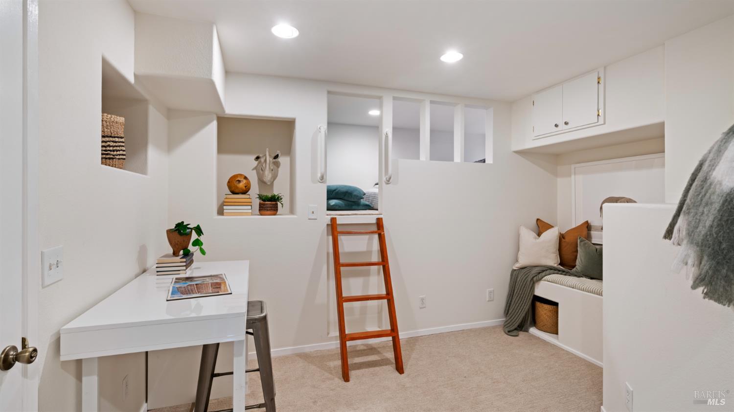 Detail Gallery Image 48 of 77 For 5 Viox Way, San Rafael,  CA 94901 - 4 Beds | 3/1 Baths