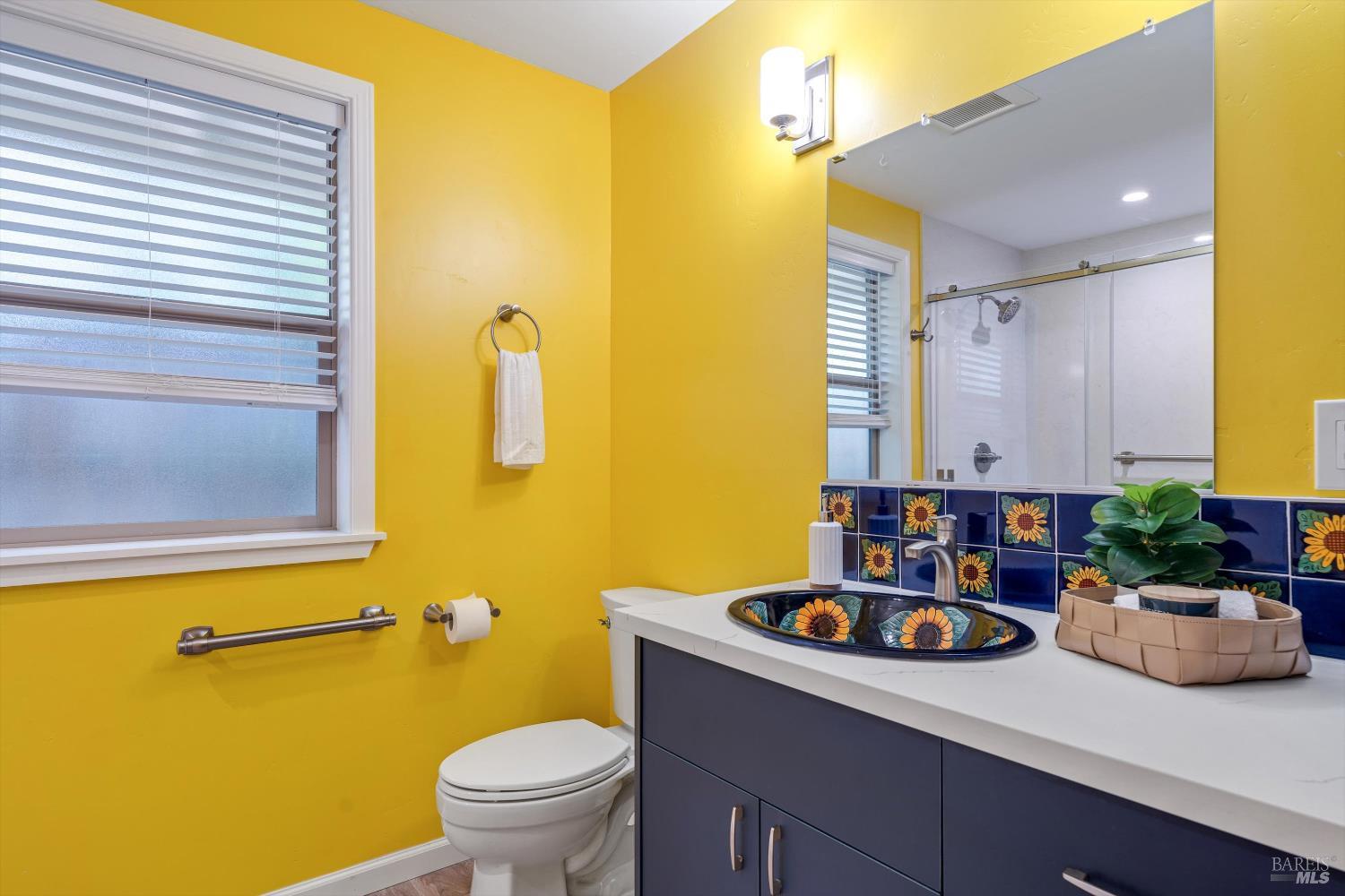 Detail Gallery Image 45 of 56 For 10014 Herb Rd, Windsor,  CA 95492 - 6 Beds | 3 Baths