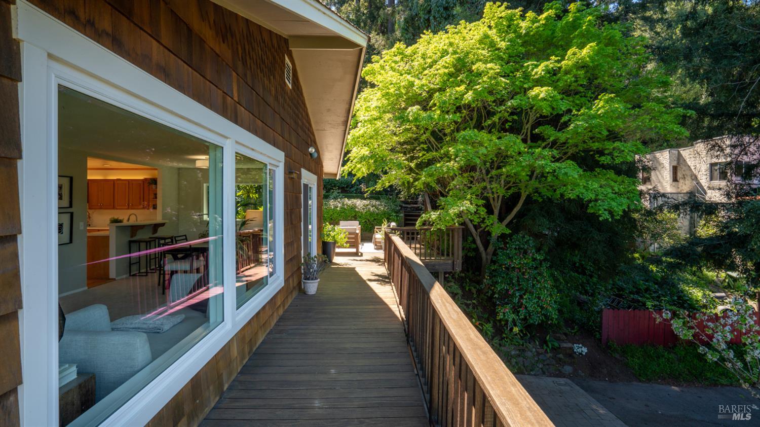 Detail Gallery Image 55 of 77 For 5 Viox Way, San Rafael,  CA 94901 - 4 Beds | 3/1 Baths