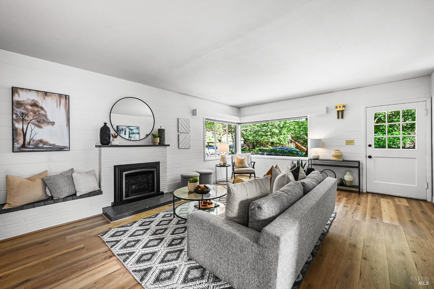 Detail Gallery Image 7 of 62 For 241 Floribel Ave, San Anselmo,  CA 94960 - 3 Beds | 2 Baths