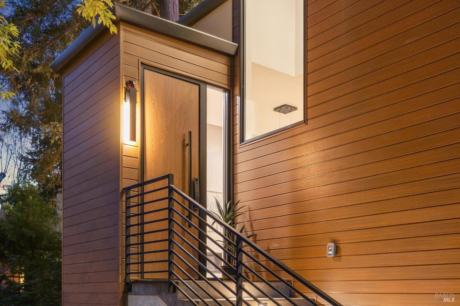 Detail Gallery Image 72 of 88 For 93 Magnolia Ave, Larkspur,  CA 94939 - 3 Beds | 3 Baths