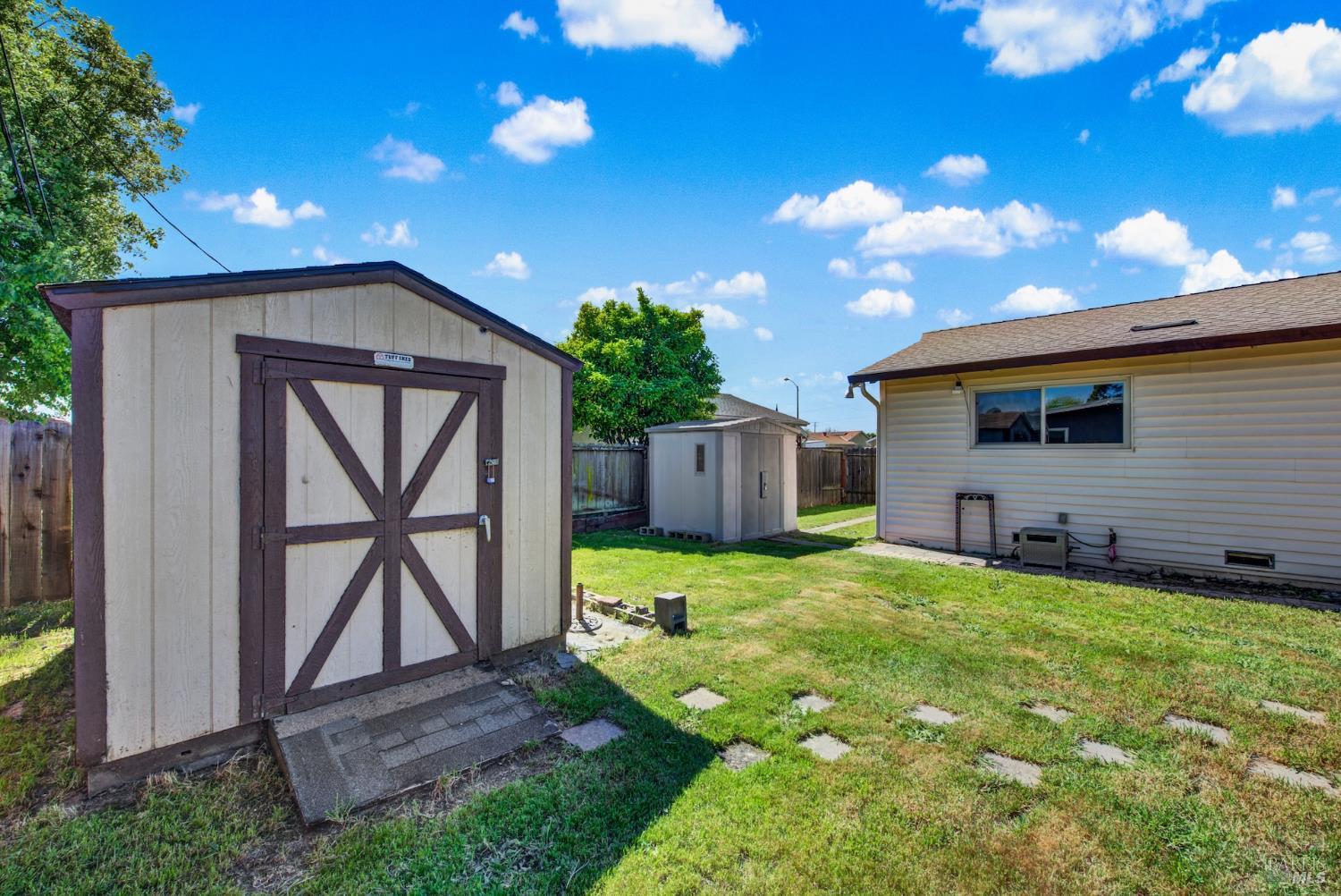 Detail Gallery Image 22 of 26 For 1624 Dover Ave, Fairfield,  CA 94533 - 3 Beds | 1 Baths