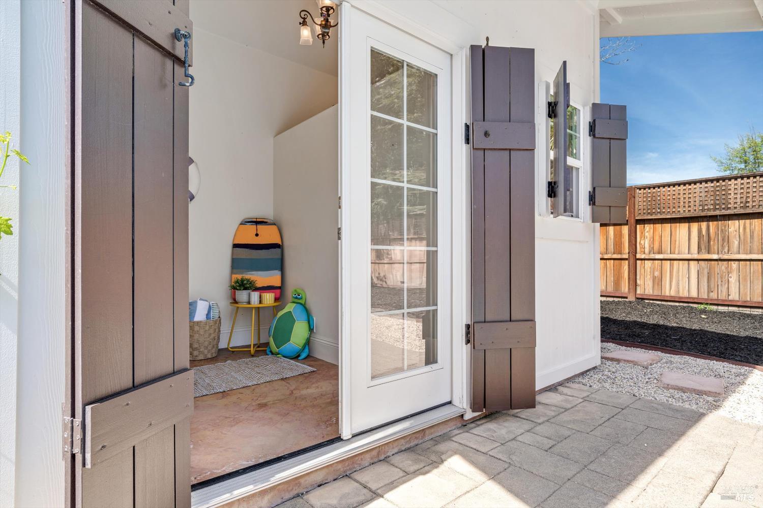 Detail Gallery Image 31 of 56 For 10014 Herb Rd, Windsor,  CA 95492 - 6 Beds | 3 Baths