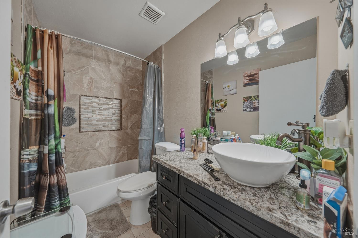 Detail Gallery Image 22 of 34 For 222 Del Luz Ct, Fairfield,  CA 94533 - 2 Beds | 1/1 Baths