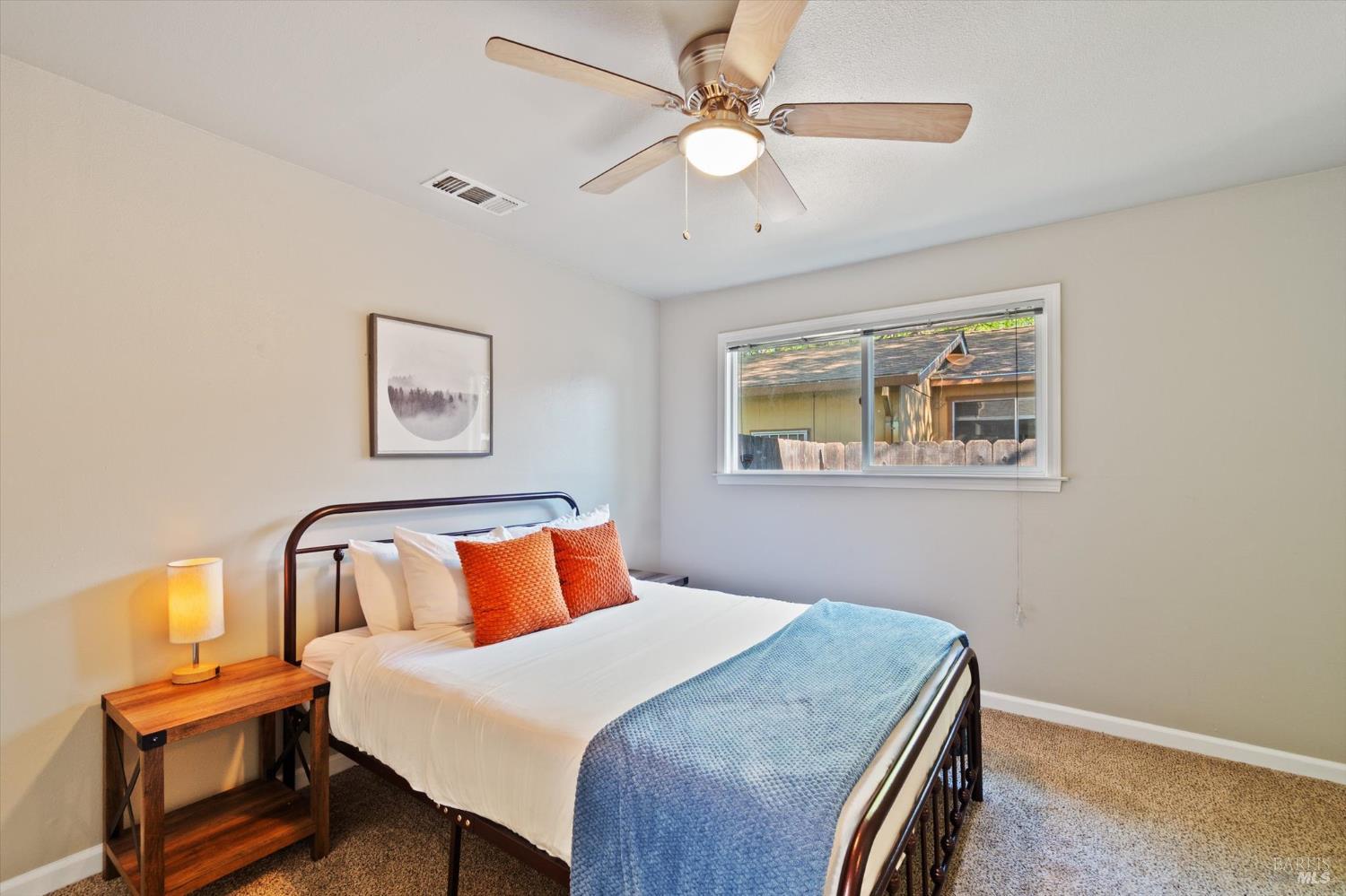 Detail Gallery Image 24 of 52 For 1723 Del Mar Ave, Redding,  CA 96003 - 3 Beds | 2 Baths