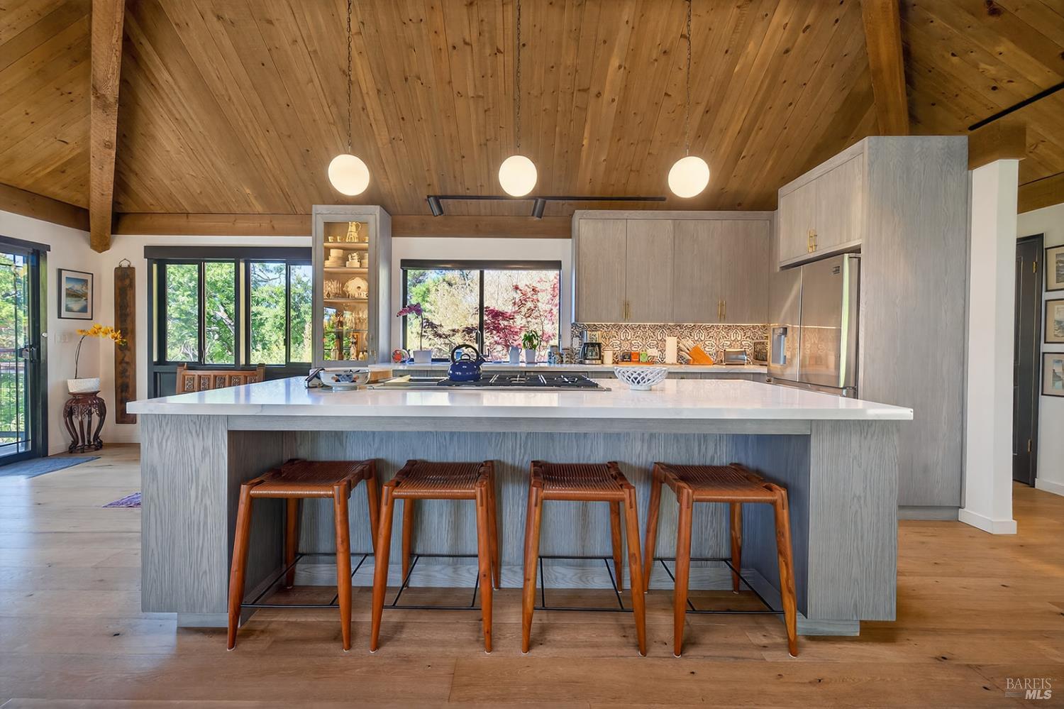 Detail Gallery Image 6 of 71 For 3662 Lovall Valley Rd, Sonoma,  CA 95476 - 3 Beds | 2 Baths