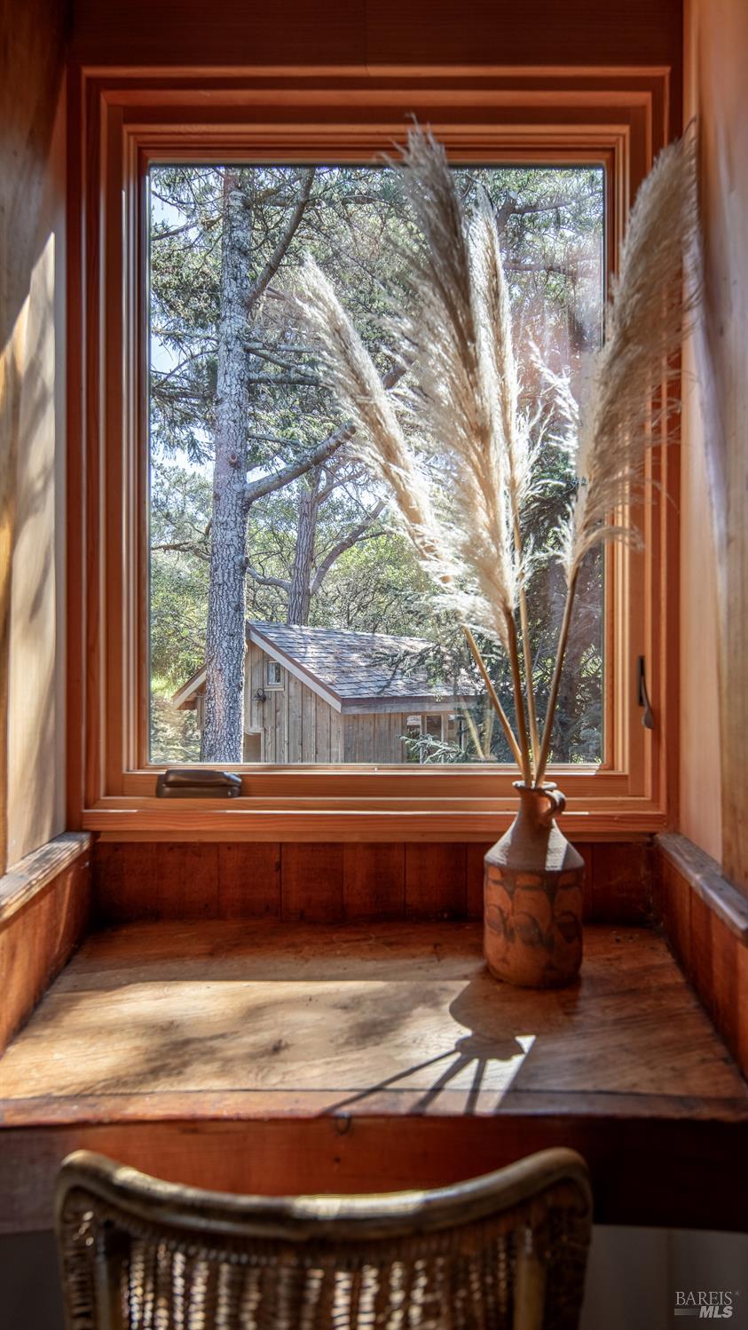 Detail Gallery Image 5 of 50 For Address Is Not Disclosed, Stinson Beach,  CA 94970 - 2 Beds | 2 Baths