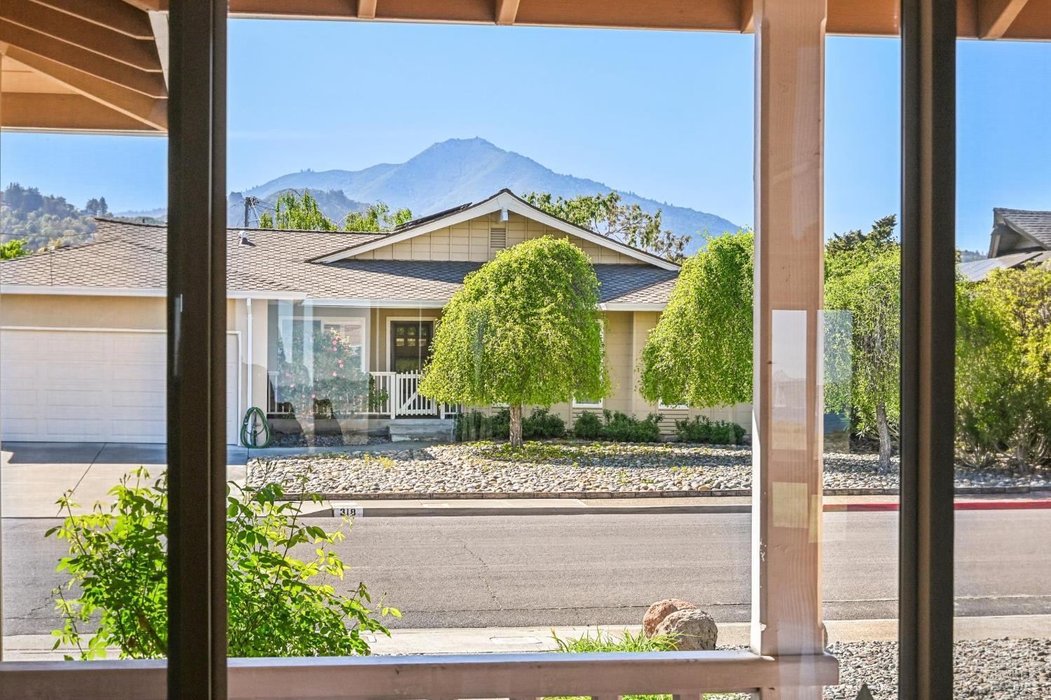 Detail Gallery Image 14 of 65 For 319 Golden Hind Psge, Corte Madera,  CA 94925 - 3 Beds | 2 Baths