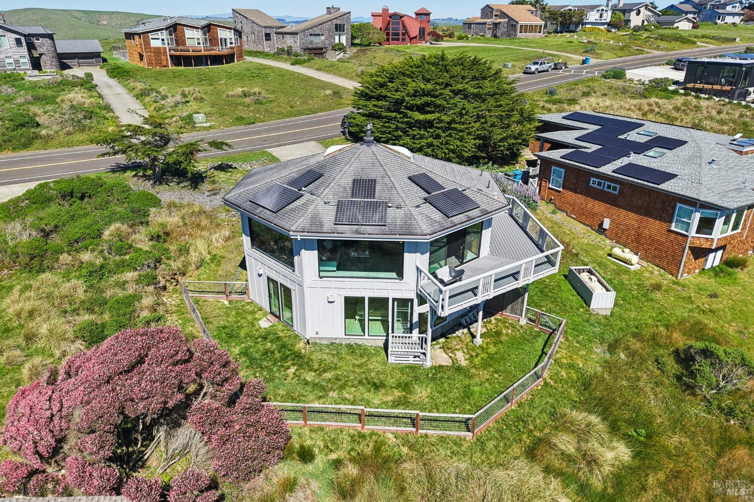 Detail Gallery Image 94 of 98 For 557 Oceana Dr, Dillon Beach,  CA 94929 - 3 Beds | 3 Baths