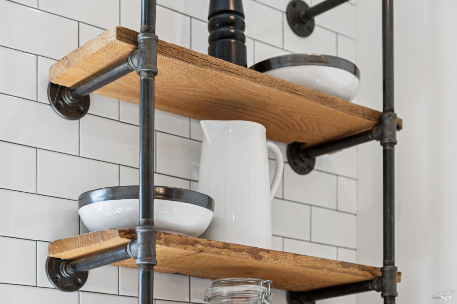 Detail Gallery Image 15 of 82 For 1810 Quail Ct, Saint Helena,  CA 94574 - 4 Beds | 3 Baths