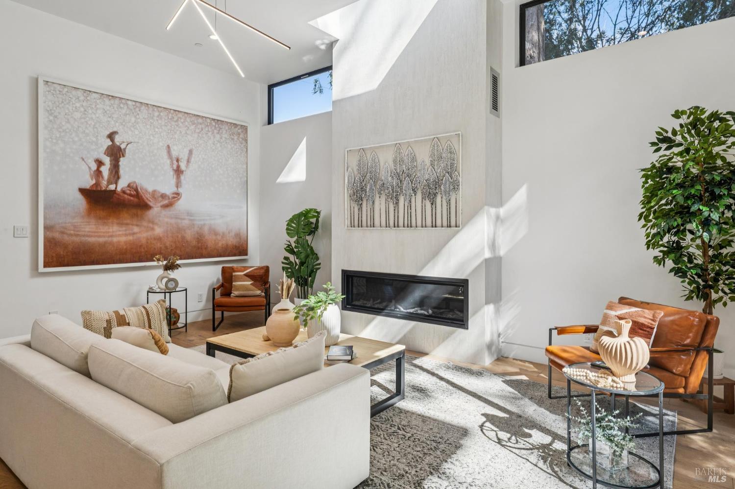 Detail Gallery Image 16 of 88 For 93 Magnolia Ave, Larkspur,  CA 94939 - 3 Beds | 3 Baths