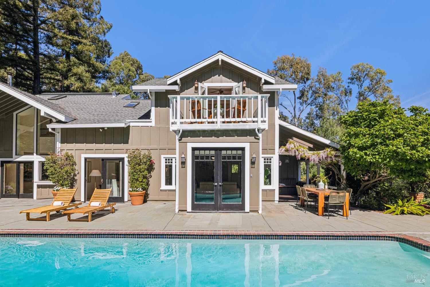 Detail Gallery Image 73 of 93 For 47 Main Dr, San Rafael,  CA 94901 - 4 Beds | 5 Baths