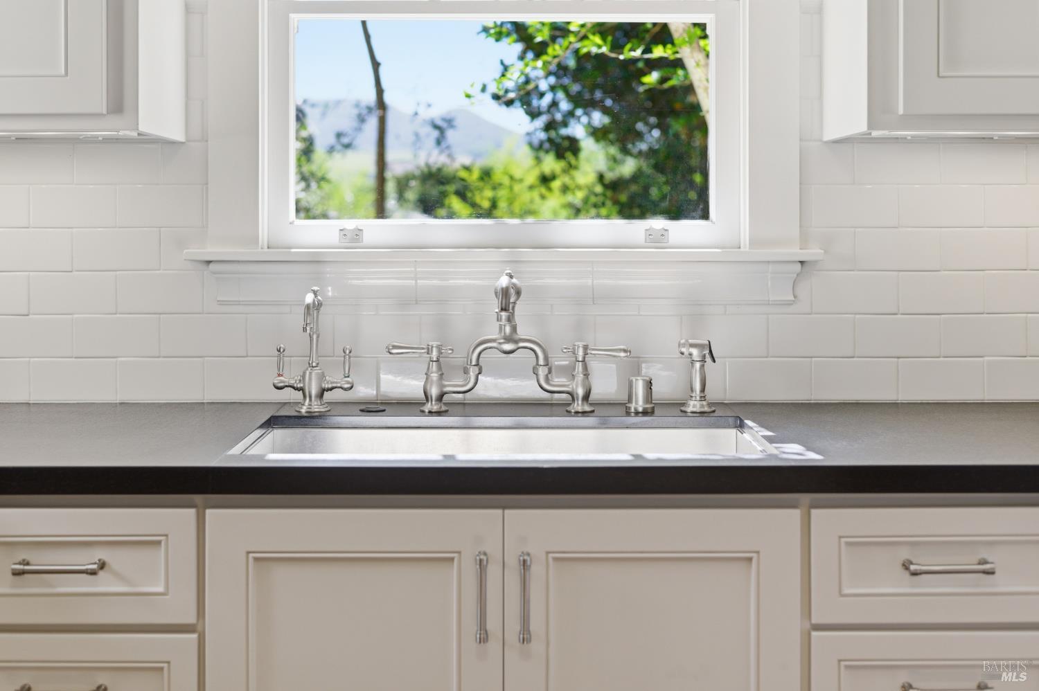 Detail Gallery Image 15 of 58 For 2072 Kirkland Ave, Napa,  CA 94558 - 3 Beds | 2 Baths