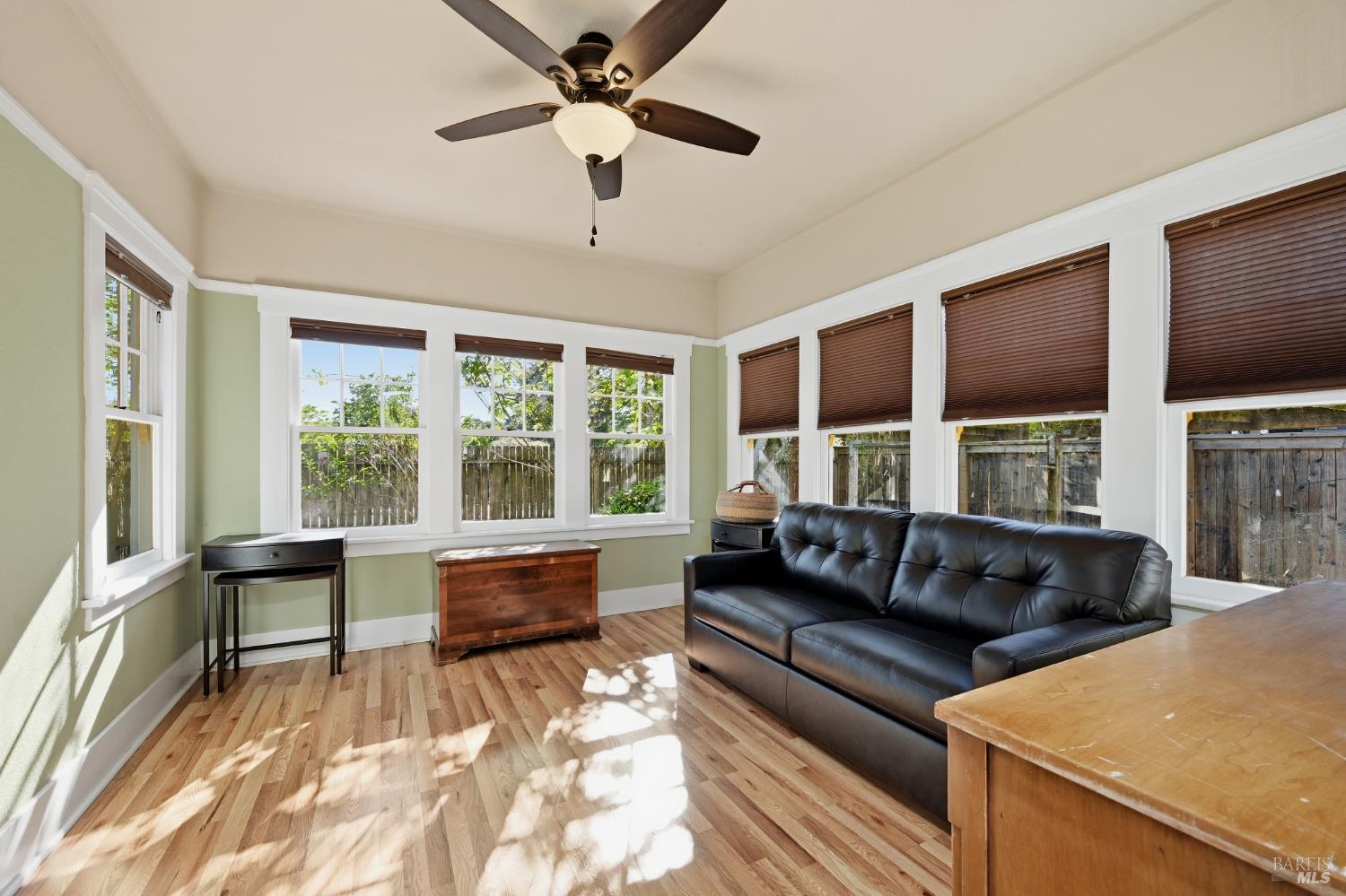 Detail Gallery Image 13 of 38 For 2001 Rogers Way, Santa Rosa,  CA 95404 - 3 Beds | 1/1 Baths